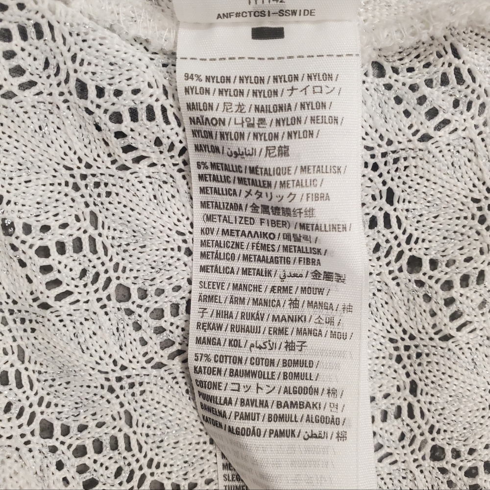 Abercrombie Fitch Top Womens Size XS White 3/4 Sleeve Scoop Neck Crochet Shirt - Picture 8 of 10